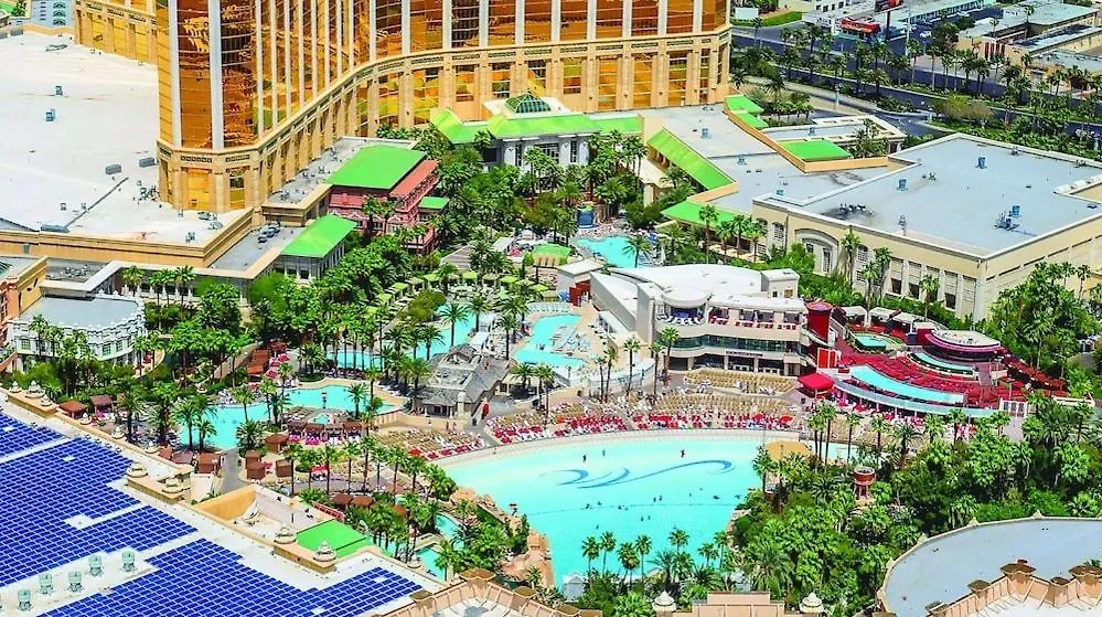 Mandalay Bay Resort And Casino By Suiteness Las Vegas 5*,